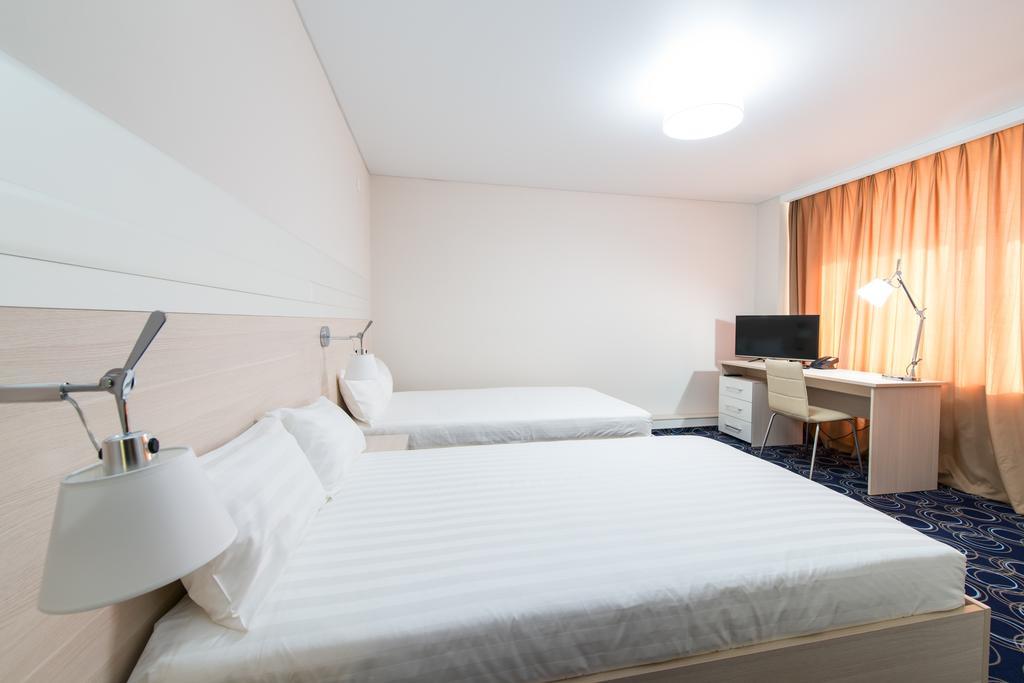 Apart Hotel 92/2 Karagandy Eksteriør bilde